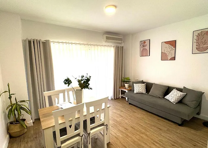 Exclusive Suite In Benalbeach